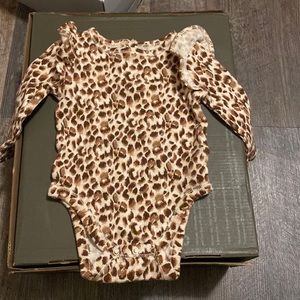 0-3M 4 outfits for 25 Baby Girl